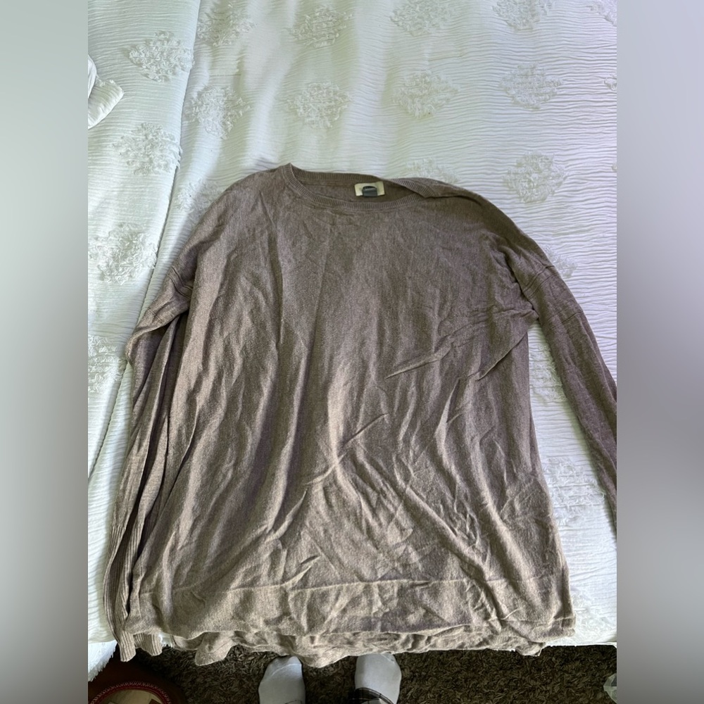 Old navy sweatshirt